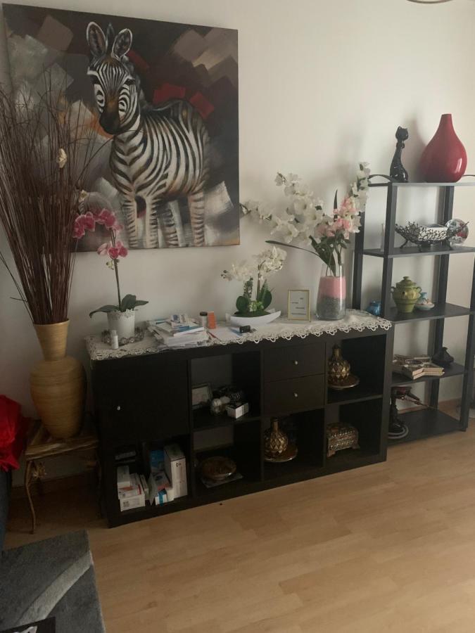 Appartamento Chambre Proche De La Defense Courbevoie Esterno foto